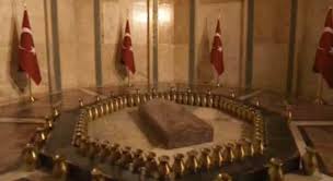 Mezar odası'nda, kapısında ve müze koridorlarında askerler nöbet tutmuyor. Anitkabir In En Gizli Odasi Ntv