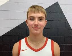 Madelyn Kitchen's Instagram, Twitter & Facebook