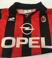 All the latest news on the team and club, info on matches, tickets and official stores. Original Ac Milan Trikot Von Lotto Die Besten Zeiten Von Milan Gr Ca M L Eur 89 95 Picclick De