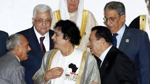 لا شك بأن عمرو موسى هو بالفعل واحد من ألمع الدبلوماسيين العرب عمرو محمود أبو زيد موسى من مواليد 3 أكتوبر 1936 بالقاهرة، لعائلة. Ø³Ø§Ø³Ø© Ø§Ù„Ø¹Ø±Ø¨ Ø¨Ù„Ø§ Ø­ÙˆØ§Ø¬Ø² ÙÙŠ Ù…Ø°ÙƒØ±Ø§Øª Ø¹Ù…Ø±Ùˆ Ù…ÙˆØ³Ù‰ Ø§Ù„Ø´Ø±Ù‚ Ø§Ù„Ø£ÙˆØ³Ø·