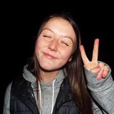 Hallie Beaver's Instagram, Twitter & Facebook