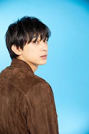 ９０画像 爽やかイケメン 吉沢亮のカッコイイ高画質な画像 壁紙 写真まとめサイト pictas モデル 写真 吉沢 亮 吉沢