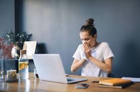 Sorgenvoller blick auf die insel. Wscbpu3c0lx85m