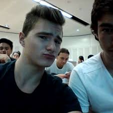 Benjamin Ali-Khan (@benalikhan123)