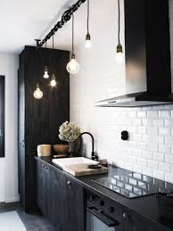 37 Coole Lampen Die Fast Nur Aus Gluhbirnen Bestehen Kuchen Design Kucheneinrichtung Kuchendesign