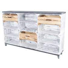 Günstige schubladenschrank angebote viele eine kommode bietet vor allem eines: Kisten Mit Holzbohlen Kommode Raumtrenner Aus 6 Shabby Weissen Kisten Mit 3 Geflammten Schubladen Sowie 2 Bohlenbrettern Auf Rollen 150x93x30
