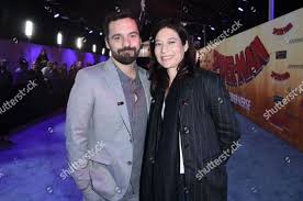 Get in touch with erin payne (@erinnicolepayne) — 970 answers, 311 likes. Erin Payne Jake Johnson S Wife Wiki Age Net Worth Kids Family