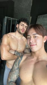 Titus Low ONLYFANS 🍆LA 🇺🇸 (@tituslow22) on X: have you seen our video?  👀👀 @FitNarad https:...