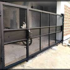 Pintu dorong ini biasanya digunakan pada ruang yang sempit karena tidak akan memakan banyak tempat. Pagar Besi Pagar Dorong Pintu Dorong Shopee Indonesia