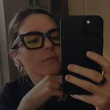 Phoebe Huff (phoebehuff)