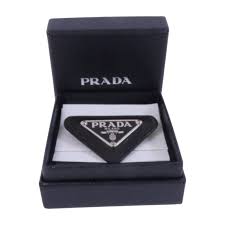 PRADA Saffiano皮革/金屬Brooch銀扣胸針– Brand Off Hong Kong Online Store