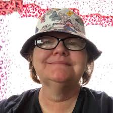 how to use 19 diamond button in farmville 3?