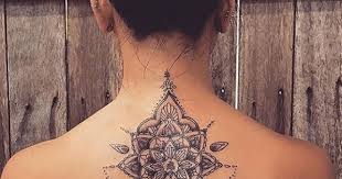 Herunterladenen gambar tato abstrak di punggung phechone. 40 Gambar Tato Batik Punggung