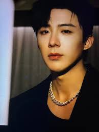 Two days to go until next Liu Yuning concerto stop in Xi'an. Here is the  rehearsal time for this gig. No detail is redundant. Daimi is of great  support for the entire