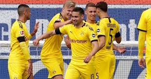 So auch in wolfsburg… sein erster streich: Wolfsburg 0 2 Borussia Dortmund Guerreiro Hakimi Secure Scrappy Win Before Der Klassiker