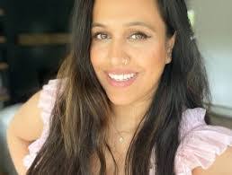 Eileen Mccracken's Instagram, Twitter & Facebook