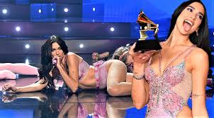 Werkzeug und baumaterial für profis und heimwerker. Dua Lipa Wins Best Pop Vocal Album For Future Nostalgia 2021 Grammy Awards Show Abc Mundial