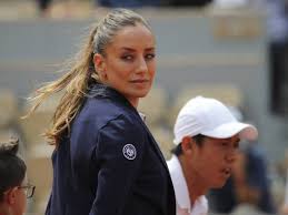 Eurosport'u en son tenis haberleri için mobil kaynağınız yapın. Us Open Shitstorm Fur Schiedsrichterin Marijana Veljovic Und Boris Becker