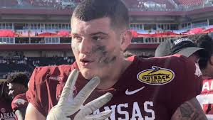 Arkansas defensive lineman John Ridgeway headed to NFL Draft