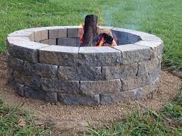 Set the first layer of cinder blocks around the circle, placing them so that their interior corners touch. Diy Fire Pit 56 Trapezoid Stones Must Knock Off The Lip If You Buy Wall Stones Or The Blocks Will Not Stack Correctly O Diy Fire Pit Fire Pit Outdoor Decor