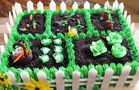 Torta di rose con composta di fragole. Garden Design Cake Cost Of Sod