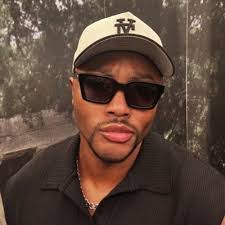 Brandy Land's Instagram, Twitter & Facebook