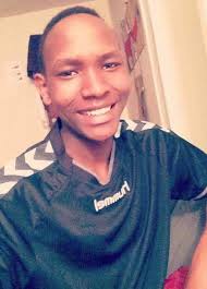 Hej i Nors Jeg skriver på vegne af min nabo dreng Daniel på 16 år ☀️😎 Daniel  vil meget gerne øve sit dansk noget mere. 🇩🇰🙏🏼 I kender ham måske som  ham