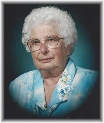 Linda Jansma's Instagram, Twitter & Facebook