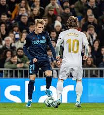 Regardez le profil de joueur de martin odegaard (real madrid) sur flashscore.fr. Laliga On Instagram Quien Ganaria Esta Batalla De Magos Who Would Win This Magic Battle Odegaard Modr Fotos De Futbol Futbol Futbol Soccer