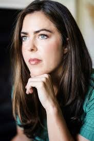 Elizabeth Stanford's Instagram, Twitter & Facebook