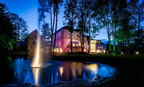The fast service and the hospitable staff are its great advantages. Rittergut Stormede Hochzeiten