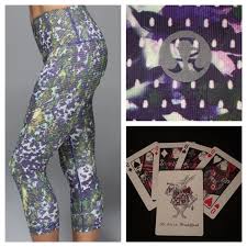 lululemon wunder under roll down crop ii floral 6