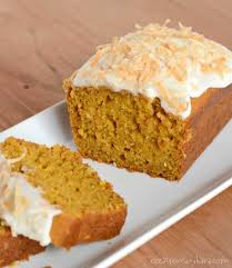 Moist pumpkin bread with a pumpkin spice streusel topping and a sticky maple glaze. Coconut Pumpkin Bread