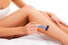 Yang di cukur apanya tadi? (kupancing dia kearah yang lebih menjurus) karena saking terkejutnya dengan pertanyaanku, dia langsung latah menjawab. Setop Ini 5 Bahaya Cukur Bulu Kaki Saat Kulit Kering