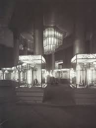 Exposition Internationale Des Arts Décoratifs Et Industriels Modernes 1925 Le Hall De La Bijouterie Joaillerie Au Grand Palais Amenage Par Eric Bagge Exposition Internationale Des Arts Decoratifs Et Industriels Modernes Paris 1925