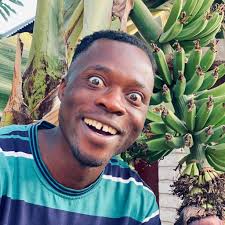 Ni wangapi mngependa hawa jamaa wafanye kazi pamoja tena kama ilivyokuwa  zamani?? Yaani Diamond Platnumz , Harmonize , Rayvanny na MBOSSO wafanye  kazi pamoja tena kama zamani kama ndugu. Toa maoni yako