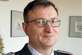 Kameraden geben Amtsdirektorin einen Korb