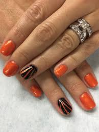 Fall Harvest Nail Designs Ombre Gold dots ombre nails design for a special occasion.