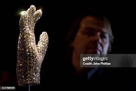 Michael Bolla's Instagram, Twitter & Facebook