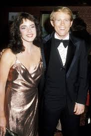 One of broadway and hollywood's perennial and cleverer talents who tends to shine a smart, cynical light on her surroundings, stockard channing was born susan williams antonia stockard on february 13, 1944 in new york city to a protestant father and a catholic mother of irish descent. 18 Susan Stockard Ideas Stockard Stockard Channing Actresses