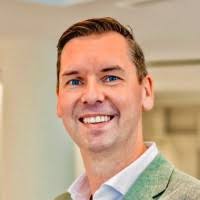 900+ "Gwen ..." profiles