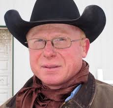 Dennis Cappel's Instagram, Twitter & Facebook