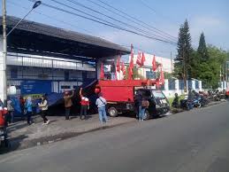 Pabrik sepatu new era lamongan. Pt New Era Desa Ketajen Di Demo Fsbi Pers Bhayangkara