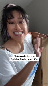 No te pierdas el final 😭 Unboxing: Muñeca de Selena Quintanilla de  colección 😀 Mira mi reacción 🤷🏽‍♀️ Y cuentame… qué te pareció?  #selenaquintanilladoll #dolltok #customdolls ...