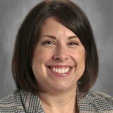 Tracey Hare's Instagram, Twitter & Facebook