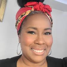 Criticisms in public, simping in my DMs. Happens more often than you'd  think.