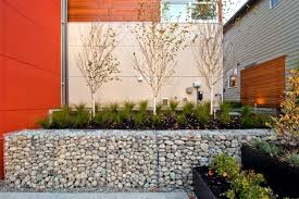 Finally, topsoil, garden soil, black soil. Build Raised Flower Beds Benches And Gabion Fences Yourself Gabions In The Garden Interior Design Ideas Ofdesign