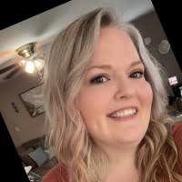 60+ "Laura Read" profiles