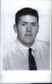 Lloyd Abramson's Instagram, Twitter & Facebook