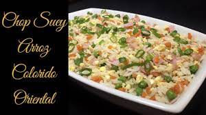 Acrescente a cenoura, a água fervente, o sal e misture. Como Fazer Chop Suey Arroz Colorido Chines Youtube